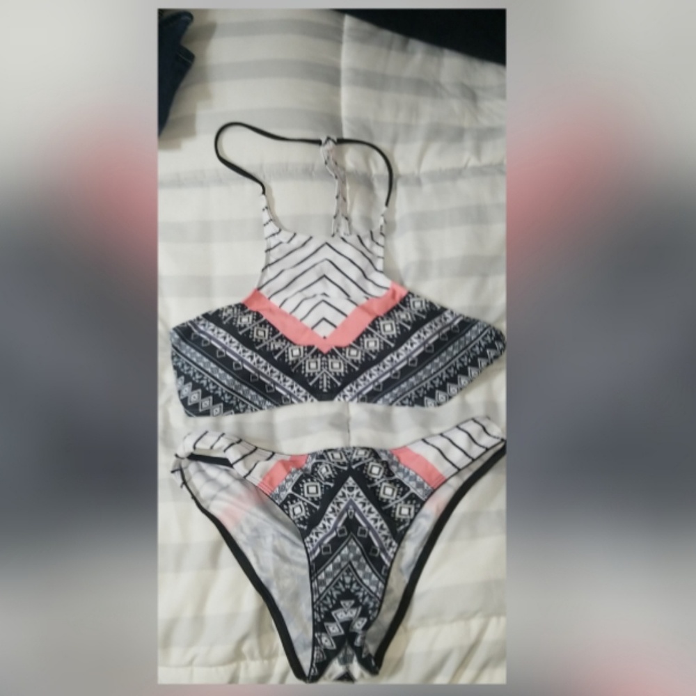 Halter top bikini set